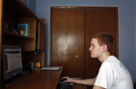 Teenagers Struggle to Balance Working and Schooling